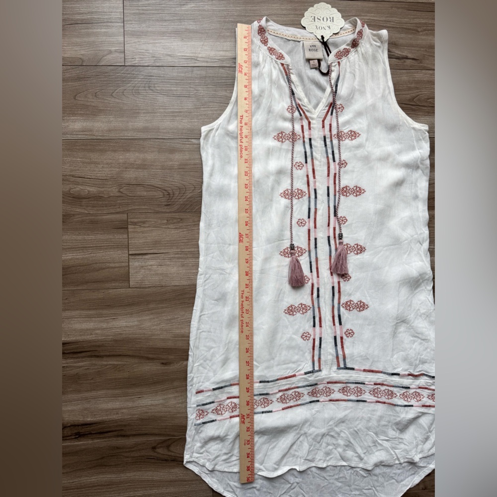 Knox Rose white embroidered shift midi dress Size Small Sleeveless V neck NWT - Picture 10 of 11
